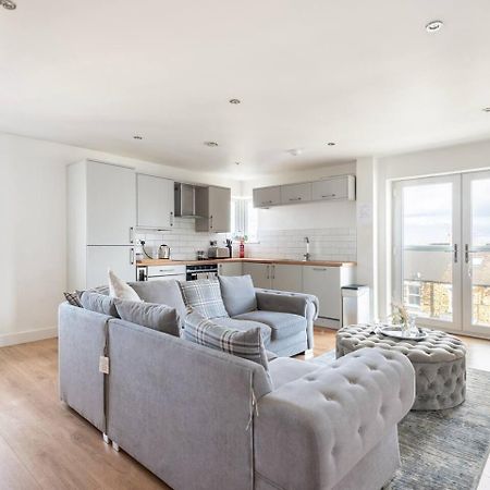 Luxurious 3-Bed Penthouse In Sheffield Apartment Handsworth Bagian luar foto