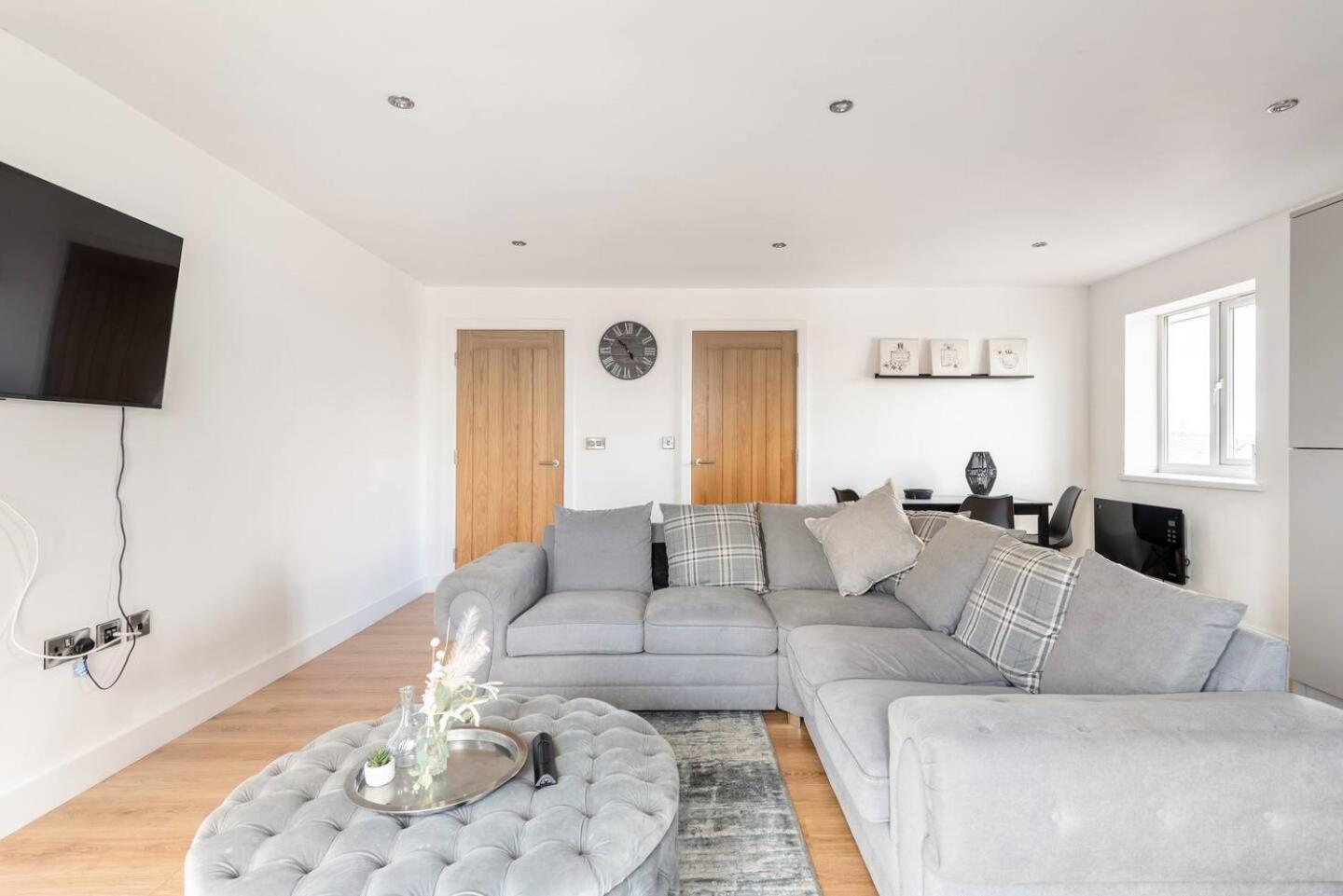 Luxurious 3-Bed Penthouse In Sheffield Apartment Handsworth Bagian luar foto